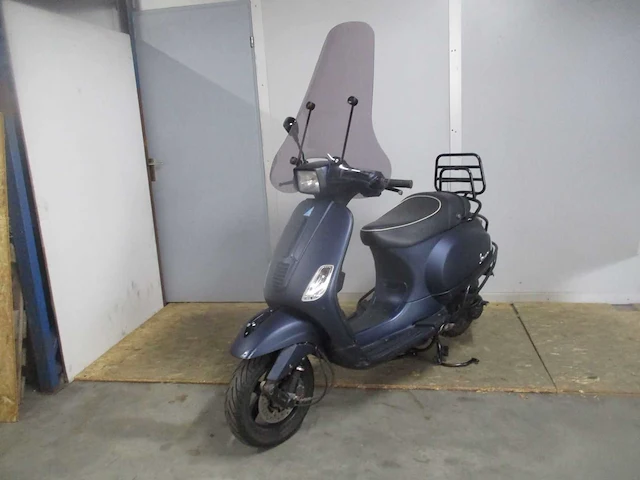 Vespa - bromscooter - s 4t - scooter - afbeelding 4 van  11