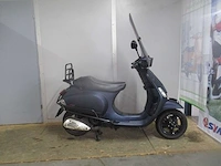 Vespa - bromscooter - s 4t - scooter - afbeelding 8 van  11