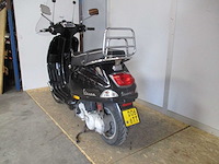 Vespa - bromscooter - s 50 4t - scooter - afbeelding 2 van  11