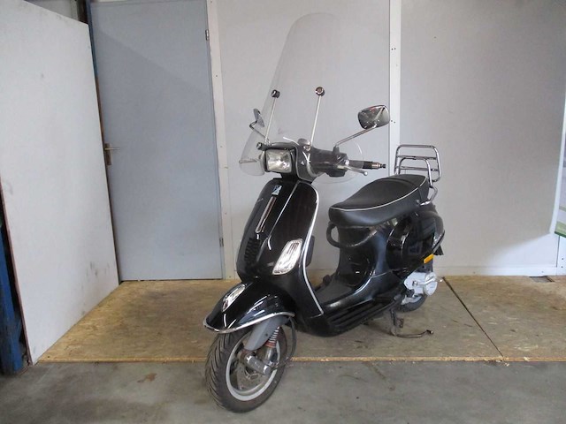 Vespa - bromscooter - s 50 4t - scooter - afbeelding 4 van  11