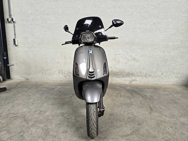 Vespa - bromscooter - sprint 4t - brommer - afbeelding 5 van  8
