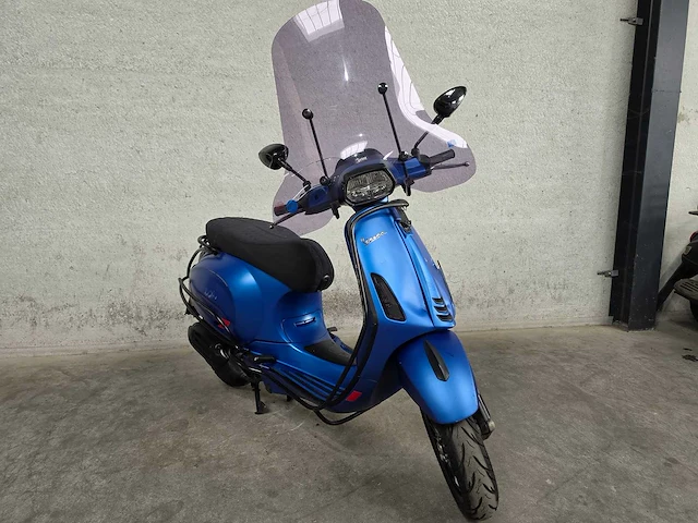 Vespa - bromscooter - sprint 4t sport - 45km uitvoering dts05l - afbeelding 3 van  9