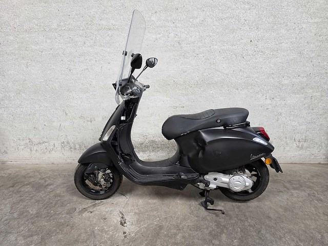 Vespa - bromscooter - sprint 4t sport - 45km uitvoering dvb35f - afbeelding 1 van  8