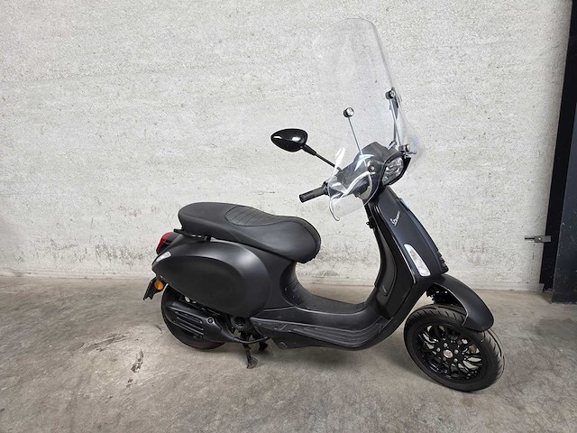 Vespa - bromscooter - sprint 4t sport - 45km uitvoering dvb35f - afbeelding 2 van  8