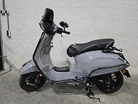 Vespa - bromscooter - sprint 4t sport - 45km uitvoering dvg37t - afbeelding 1 van  8