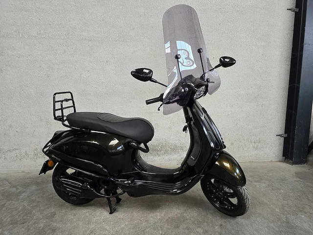 Vespa - bromscooter - sprint 4t sport - 45km uitvoering dzb89f - afbeelding 2 van  8