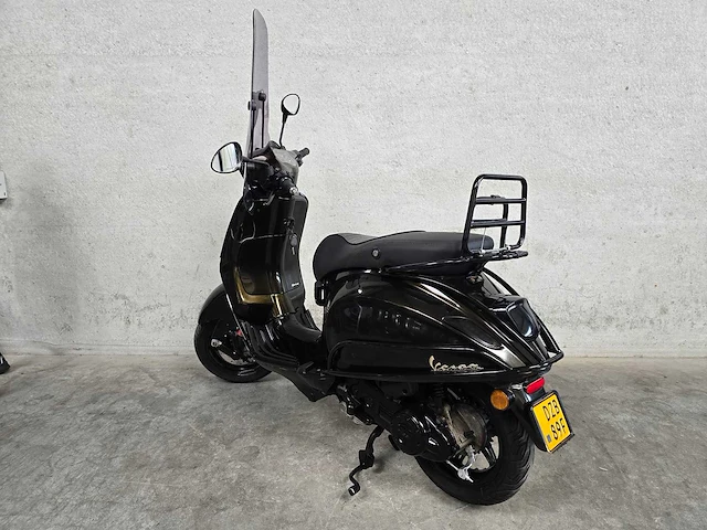 Vespa - bromscooter - sprint 4t sport - 45km uitvoering dzb89f - afbeelding 8 van  8