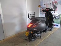 Vespa - bromscooter - sprint 4t sport injectie - scooter - afbeelding 9 van  11