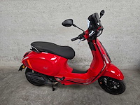 Vespa - bromscooter - sprint 50 s - 4t 45km uitvoering fxn45g - afbeelding 2 van  9