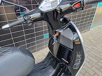 Vespa - gts 250 i.e. - motorscooter - afbeelding 7 van  10