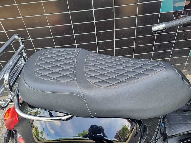 Vespa - gts 250 i.e. - motorscooter - afbeelding 2 van  10