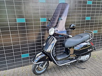 Vespa - gts 250 i.e. - motorscooter - afbeelding 1 van  10