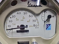 Vespa - lx - s 4t sport - scooter - afbeelding 16 van  16