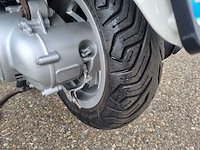 Vespa - lx - s 4t sport - scooter - afbeelding 6 van  16