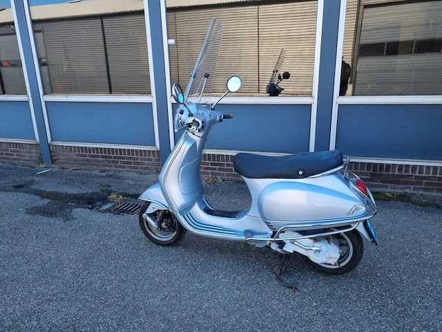 Vespa - lx - snorfietsen & snorscooters - afbeelding 11 van  13