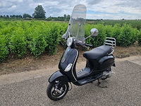 Vespa - lx 150 - motorfiets - afbeelding 1 van  12