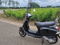Vespa - lx 150 - motorfiets - afbeelding 6 van  12