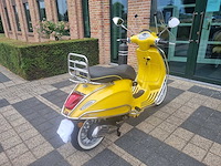 Vespa - lx 4takt - brommer - afbeelding 1 van  2
