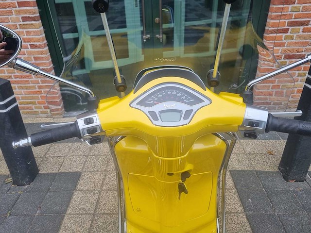 Vespa - lx 4takt - brommer - afbeelding 10 van  16