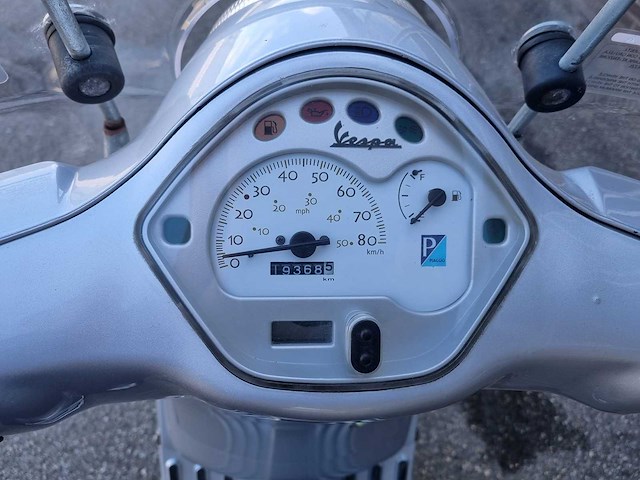 Vespa - lx 50 - brommer - afbeelding 5 van  5