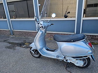Vespa - lx 50 - brommer - afbeelding 2 van  10