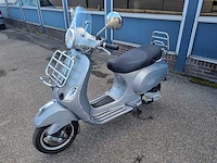 Vespa - lx 50 - brommer