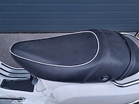 Vespa - lx 50 brommer - afbeelding 10 van  13