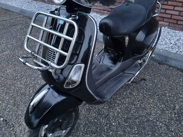 Vespa - lx 50 - afbeelding 6 van  13