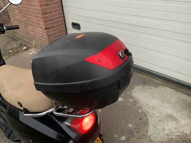 Vespa - lx50 - lx50 - scooter - afbeelding 2 van  14