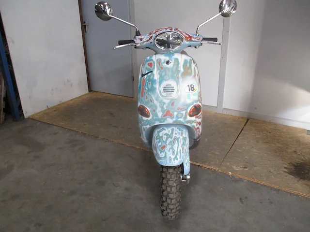 Vespa - motorscooter - et 4 125 art - motorcycle - afbeelding 11 van  11