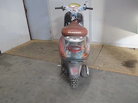 Vespa - motorscooter - et 4 125 art - motorcycle - afbeelding 7 van  11