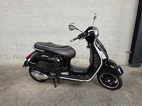Vespa - motorscooter - gts 300 i.e. super - 4t mtrh54 - afbeelding 2 van  8
