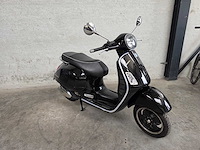 Vespa - motorscooter - gts 300 i.e. super - 4t mtrh54 - afbeelding 4 van  8