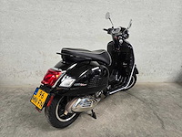 Vespa - motorscooter - gts 300 supernotte a - 96mnfn - afbeelding 2 van  3