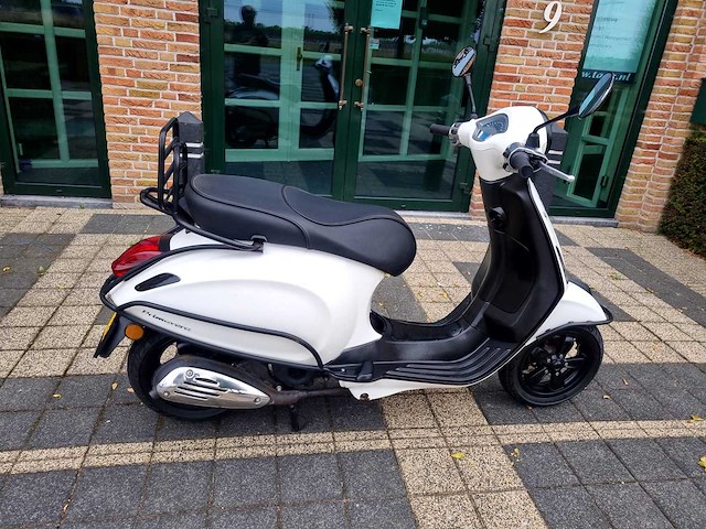 Vespa - primavera 2t - brommer - afbeelding 3 van  9
