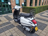 Vespa - primavera 2t - brommer - afbeelding 5 van  9