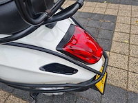 Vespa - primavera 2t - brommer - afbeelding 9 van  11