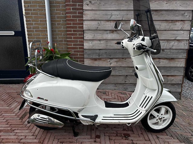 Vespa - snorscooter - lx 2t - scooter - afbeelding 4 van  11