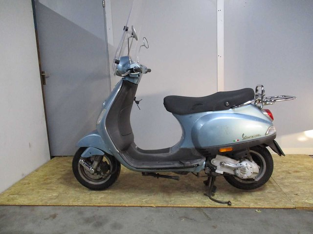 Vespa - snorscooter - lx 50 4t - scooter - afbeelding 1 van  11