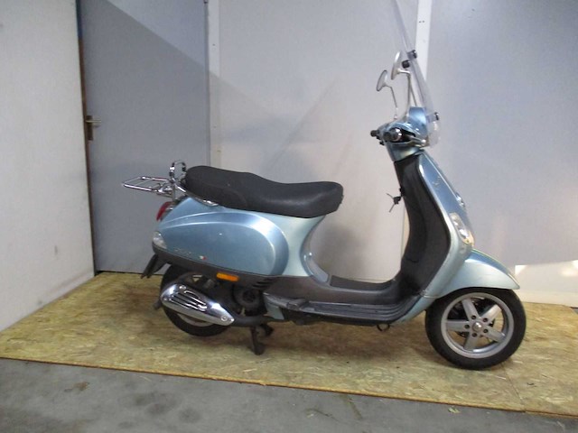 Vespa - snorscooter - lx 50 4t - scooter - afbeelding 8 van  11