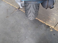 Vespa - snorscooter - lx 50 4t - scooter - afbeelding 11 van  11