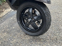Vespa - snorscooter - lx50 - scooter - afbeelding 5 van  9