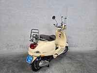 Vespa - snorscooter - lxv 4t - 25km uitvoering f247pl - afbeelding 5 van  7