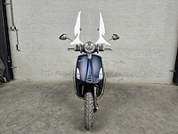 Vespa - snorscooter - primavera 50 - 4t 25km uitvoering dvf78b - afbeelding 2 van  8