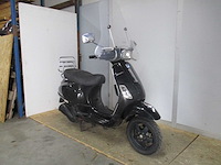 Vespa - snorscooter - s 4t - scooter - afbeelding 7 van  11