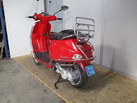 Vespa - snorscooter - s 4takt - scooter - afbeelding 2 van  3