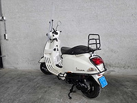 Vespa - snorscooter - s50 4t - 25km uitvoering f063rg - afbeelding 6 van  7
