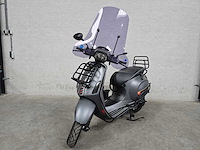 Vespa - snorscooter - sprint 4t - 25km uitvoering dgg45d - afbeelding 3 van  8