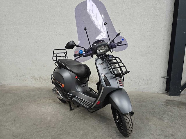 Vespa - snorscooter - sprint 4t - 25km uitvoering dgg45d - afbeelding 8 van  8