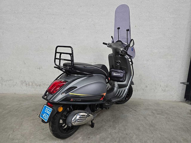 Vespa - snorscooter - sprint 4t - 25km uitvoering dgg45d - afbeelding 7 van  8